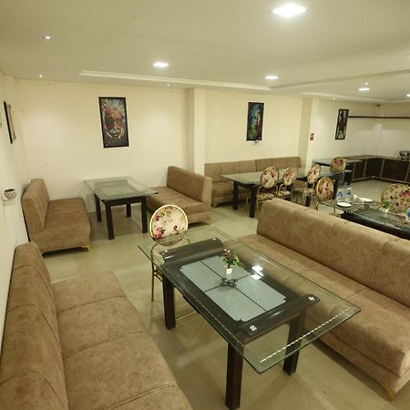 24 Hotel & Resort Agra  Ngoại thất bức ảnh